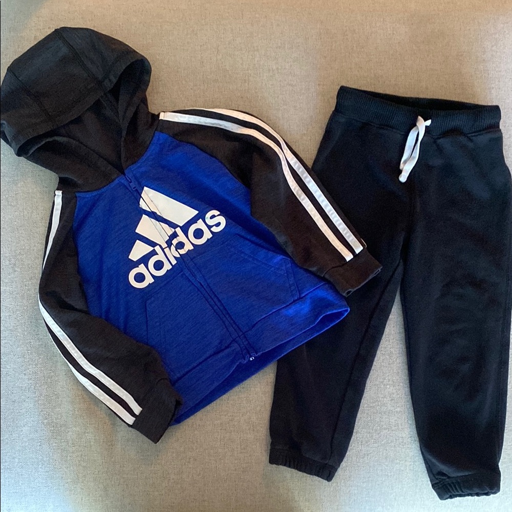 ⭐️3 for $20⭐️ Adidas Blue sip up and Joe fresh sweat pants